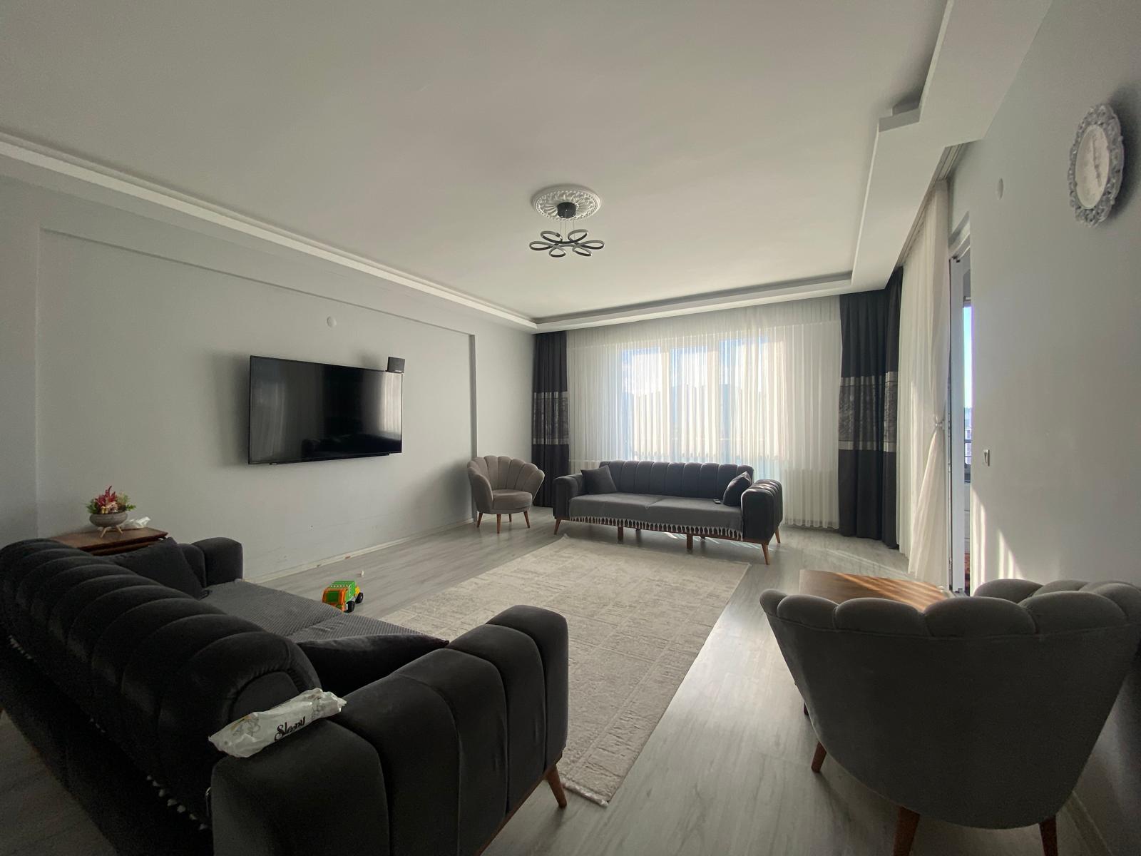 FATİH MAH. AYGÜZEL SİTESİNE 1. KAT 3+1 ACİL SATILIK DAİRE